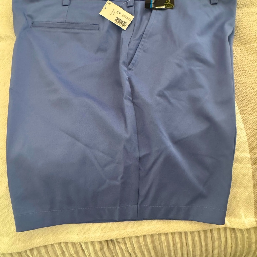 Men’s blue sorts